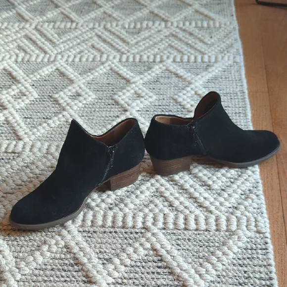 Jessica Simpson Black Ankle Booties - Picture 6 of 10